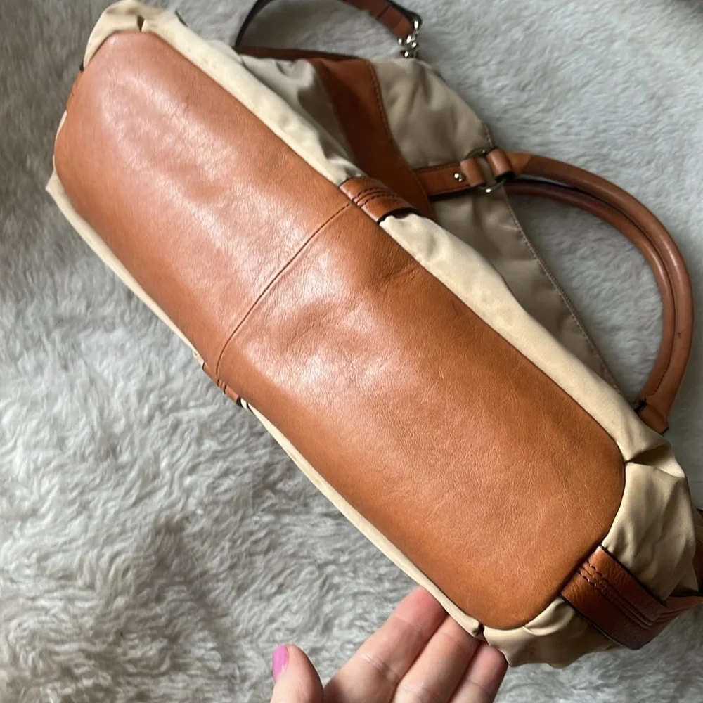 Men's Beige and Tan Travel Tote Bag - Classic Carryall